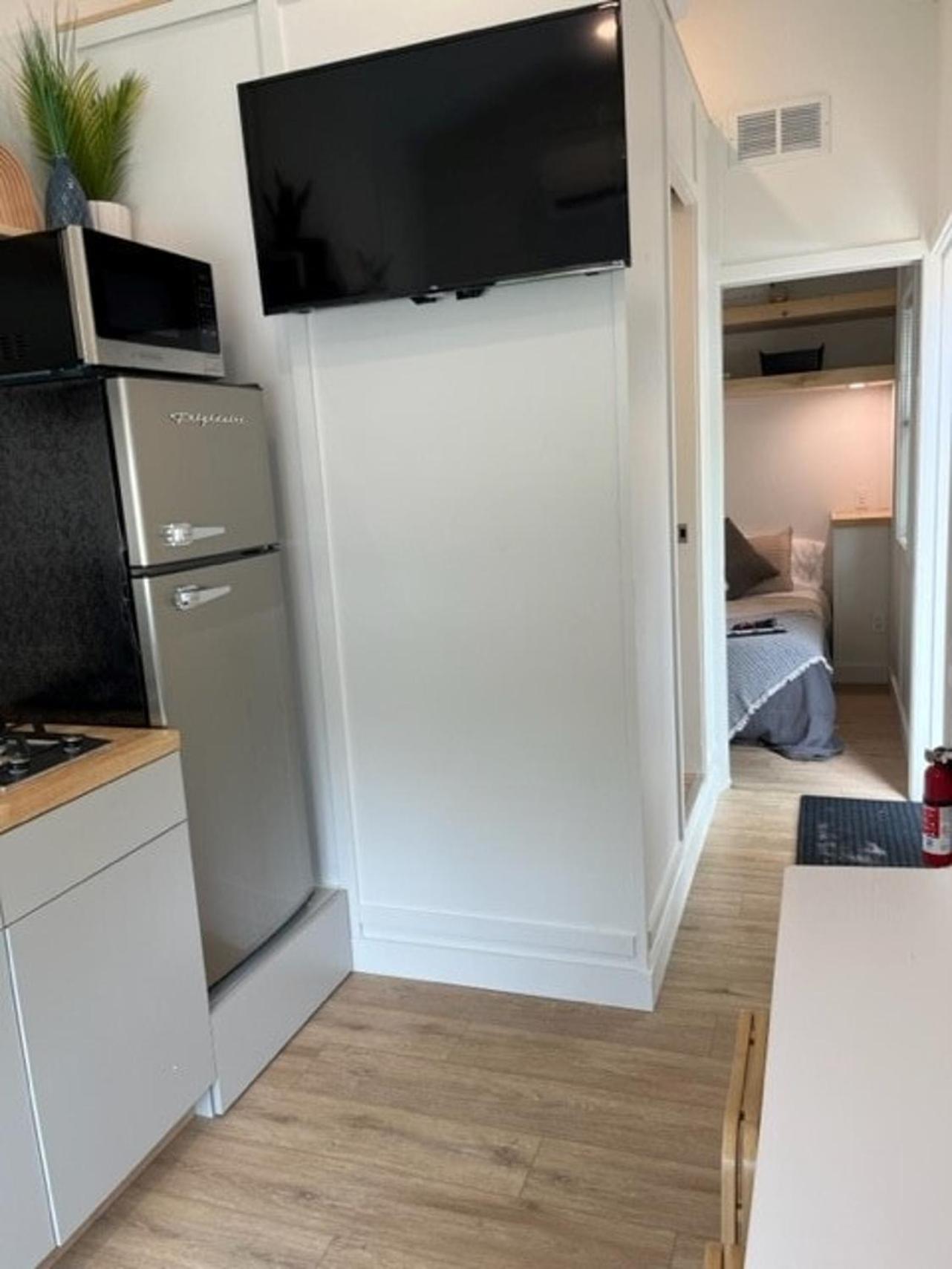 The Tiny Getaway Home エリザベスタウン エクステリア 写真